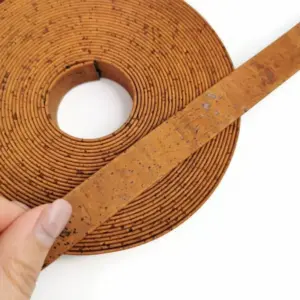 This is a 20mm cinnamon superior flat cork cord